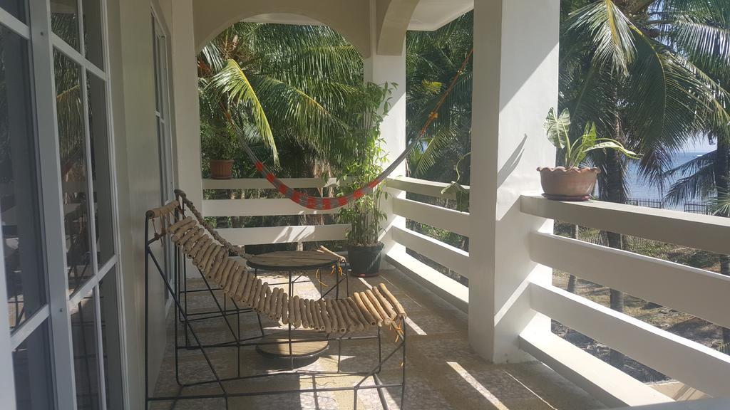Lanas Beach Resort Romblon Island Pokój zdjęcie