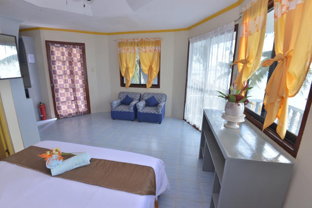 Lanas Beach Resort Romblon Island Pokój zdjęcie