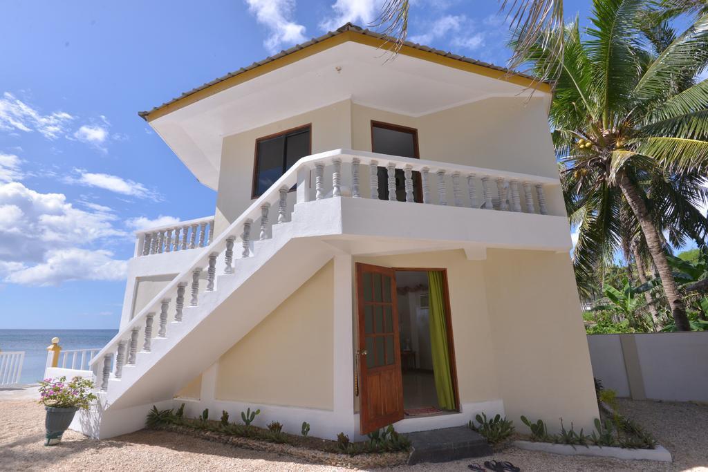 Lanas Beach Resort Romblon Island Zewnętrze zdjęcie