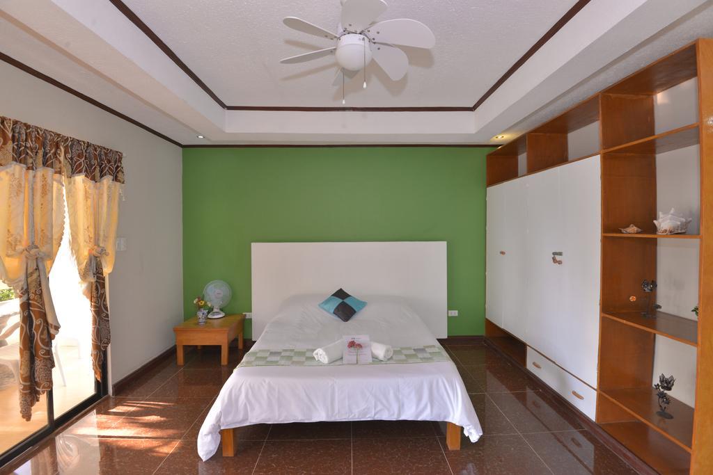 Lanas Beach Resort Romblon Island Pokój zdjęcie