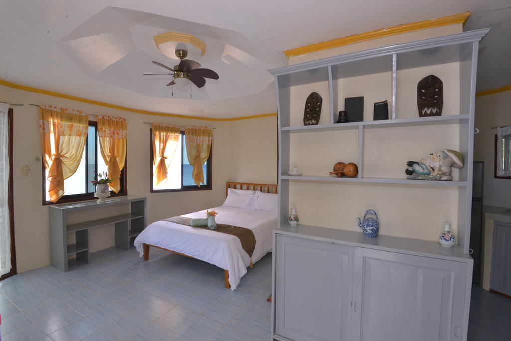 Lanas Beach Resort Romblon Island Pokój zdjęcie